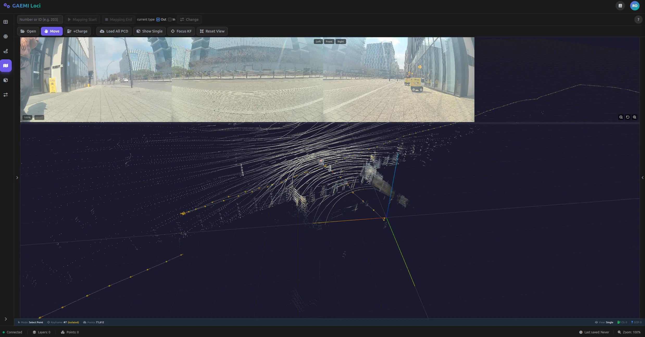 데이터셋이 로드되어 키프레임 목록과 포인트클라우드가 표시된 화면